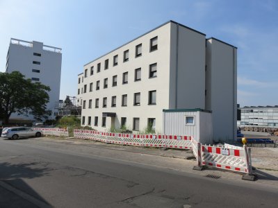 Soziale Einrichtung in Darmstadt mit Raffstoren, Jalousien und Plissees von Frimey Fulda.