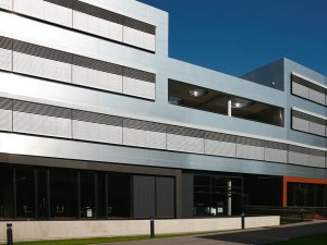 Hella Raffstore Geschäftshaus