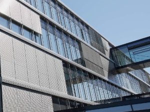 Hella Raffstore Geschäftshaus