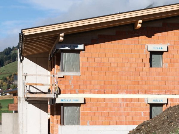 Neubau im ländlichen Gebiet, der Trav® wurde bereits in den Rohbau integriert.