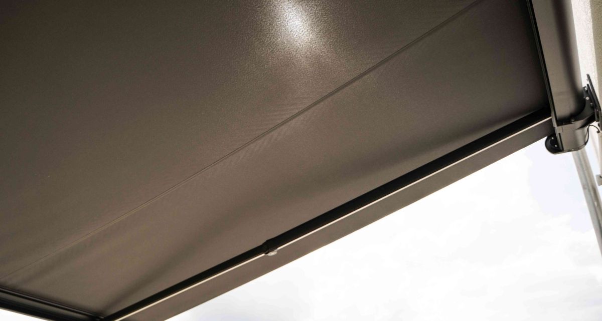 Die Pergolux Markise als Sonnenschutz mit einem hohen UV-Schutz, bei Frimey GmbH.